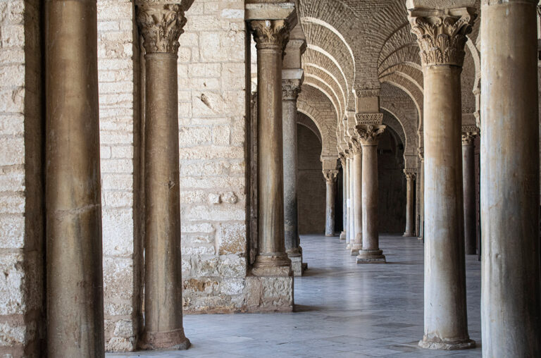Abdallah Tounekti - mosque pillars
